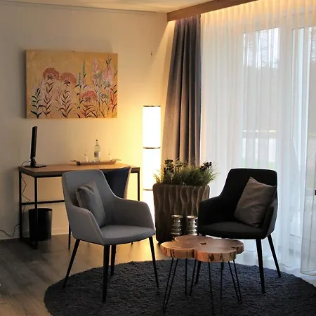 Boutique Am Plauer See - Galerie & Art Lenz