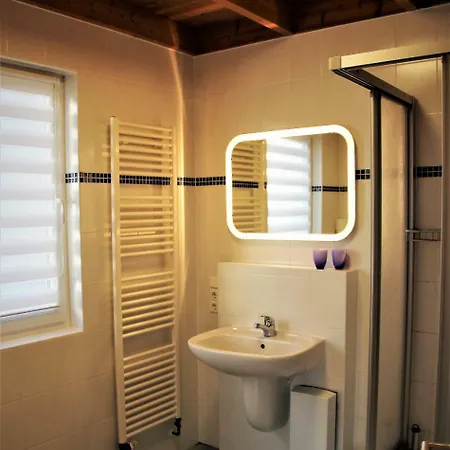 Boutique Am Plauer See - Galerie&art Hotel 3*