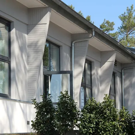 Boutique Am Plauer See - Galerie & Art Hotel