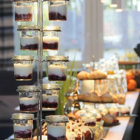 Boutique Am Plauer See - Galerie&art Hotel 3*