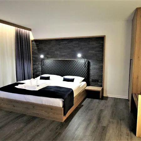 Boutique Am Plauer See - Galerie&art 3* Lenz