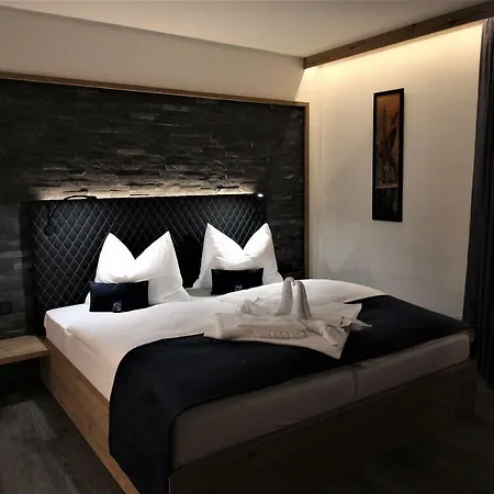 Boutique Am Plauer See - Galerie&art Hotel